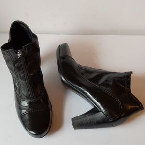 Franco Sarto leather heeled booties-sz 11M